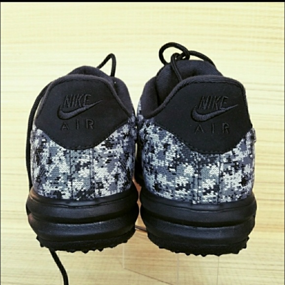 *SOLD*Nike LF1 Duckboot Low gray digital textile - Picture 6 of 6